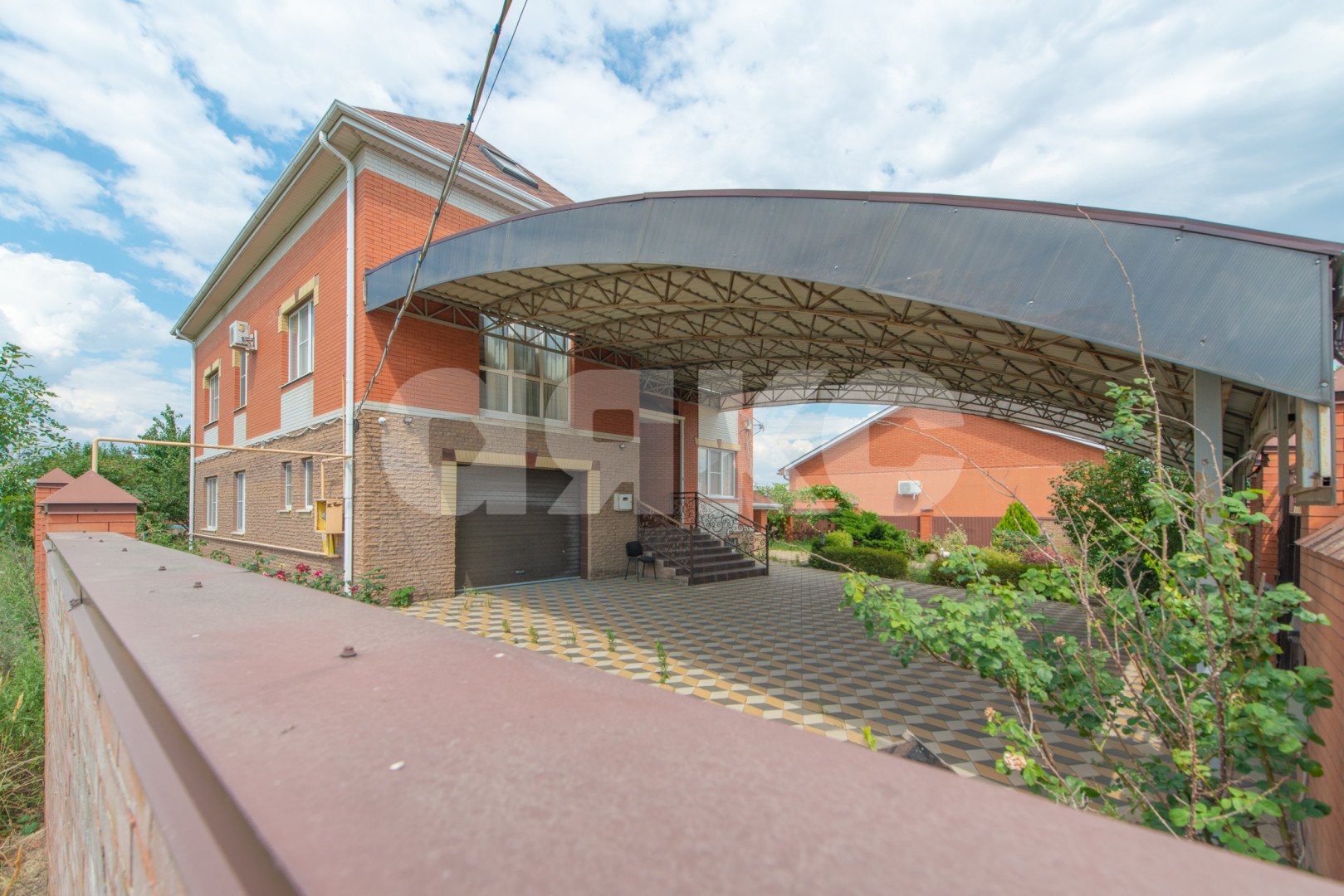 Фото №3: Коттедж 340 м² + 12 сот. - Чалтырь, ул. 50 лет Победы, 69