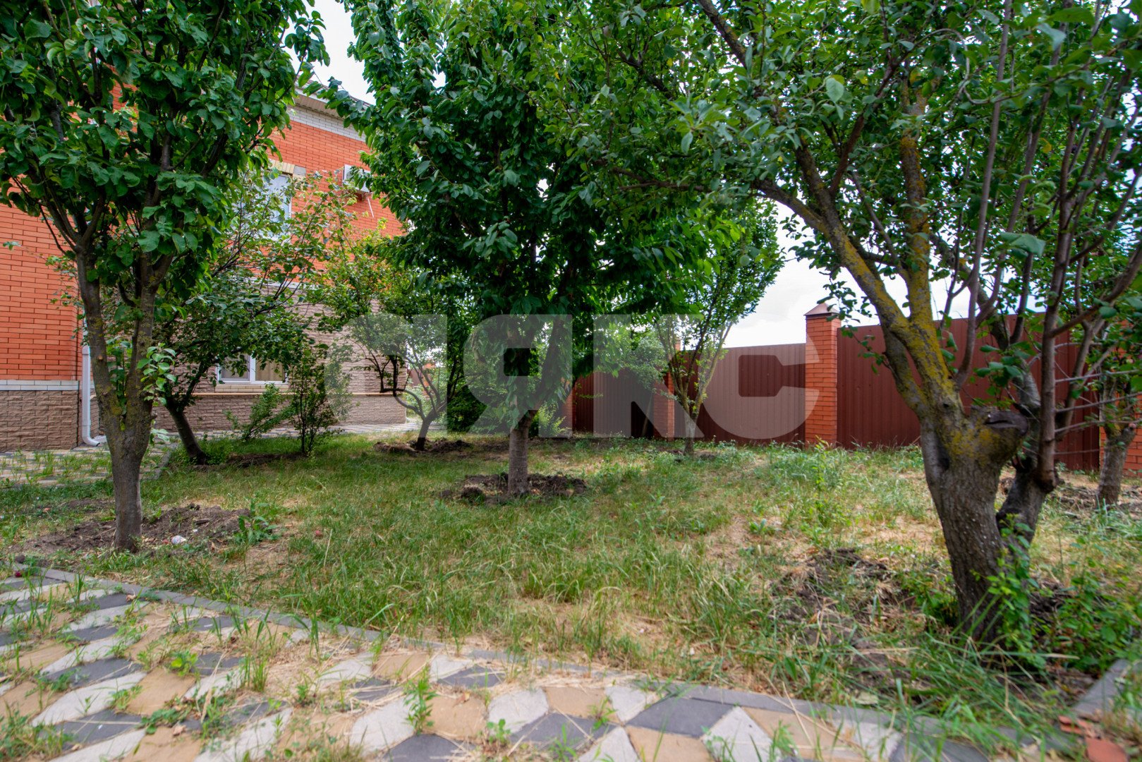 Фото №11: Коттедж 340 м² + 12 сот. - Чалтырь, ул. 50 лет Победы, 69