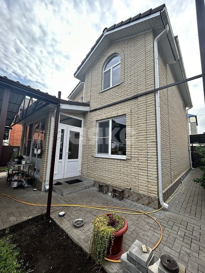 Фото №3: Дом 120 м² + 3.3 сот. - Батайск, ст Донская Чаша, ул. Каштановая