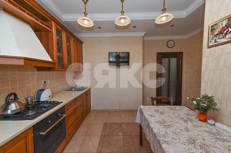 Фото №8: 4-комнатная квартира 124 м² - Ростов-на-Дону, Ворошиловский, мкр. Мясникован, ул. Каракумская, 29/30