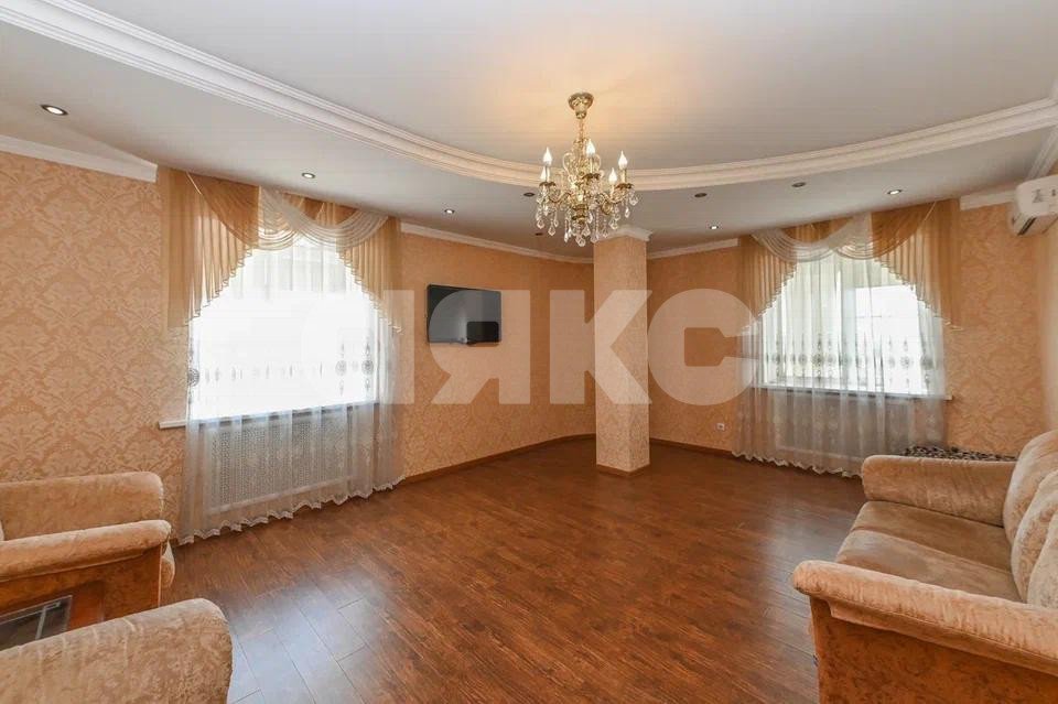 Фото №3: 4-комнатная квартира 124 м² - Ростов-на-Дону, Ворошиловский, мкр. Мясникован, ул. Каракумская, 29/30