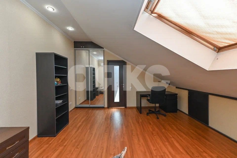 Фото №12: 4-комнатная квартира 124 м² - Ростов-на-Дону, Ворошиловский, мкр. Мясникован, ул. Каракумская, 29/30