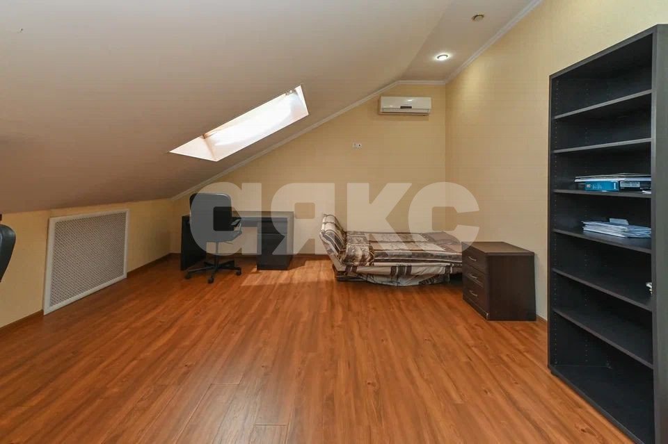 Фото №13: 4-комнатная квартира 124 м² - Ростов-на-Дону, Ворошиловский, мкр. Мясникован, ул. Каракумская, 29/30