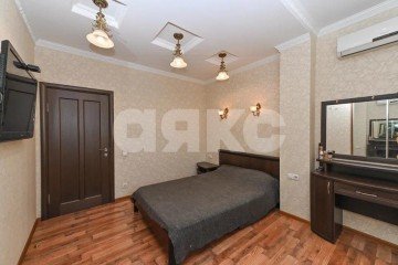 Фото №1: 4-комнатная квартира 124 м² - Ростов-на-Дону, мкр. Мясникован, ул. Каракумская, 29/30