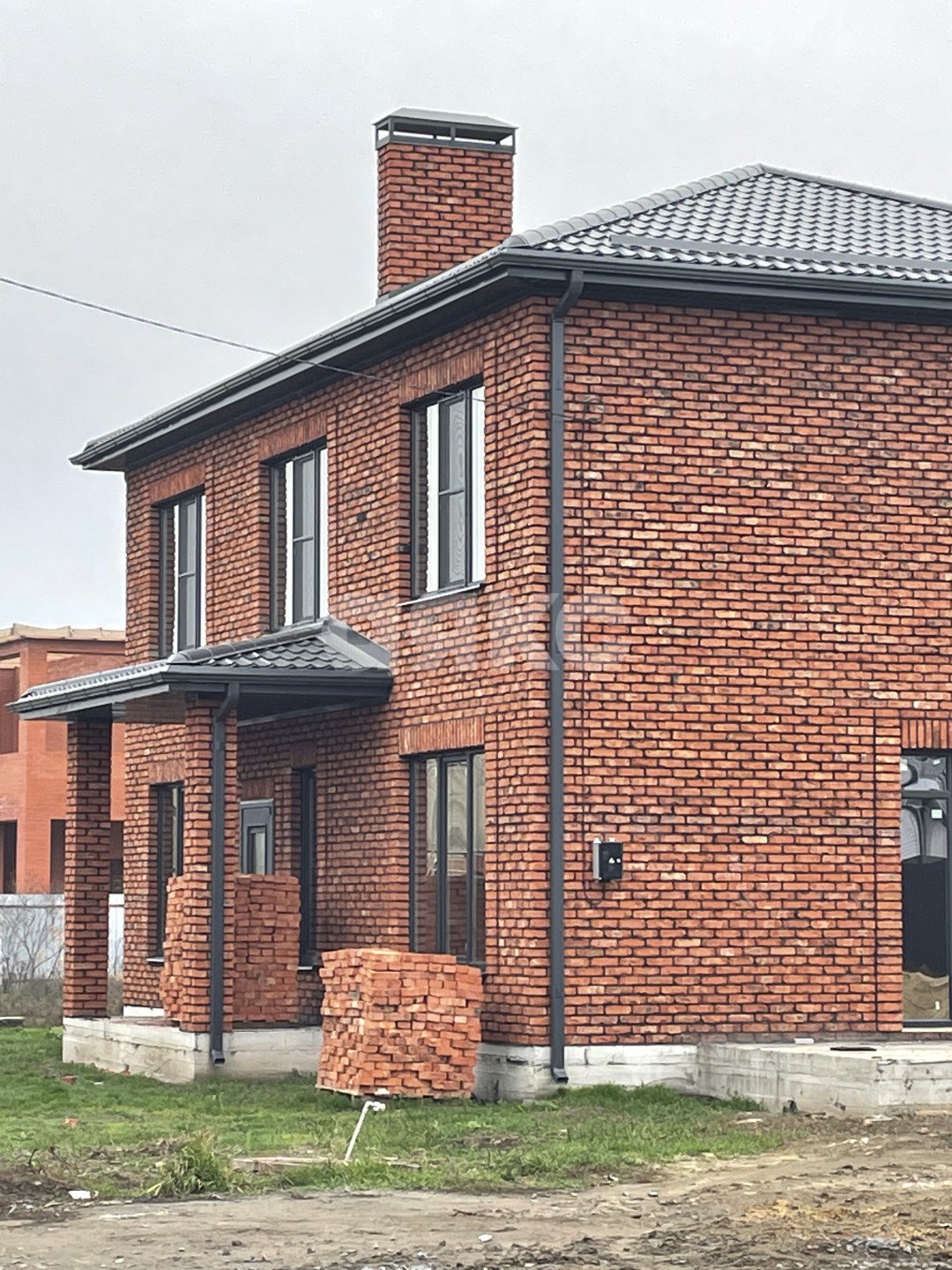 Фото №1: Дом 188 м² + 6 сот. - Донское, 626