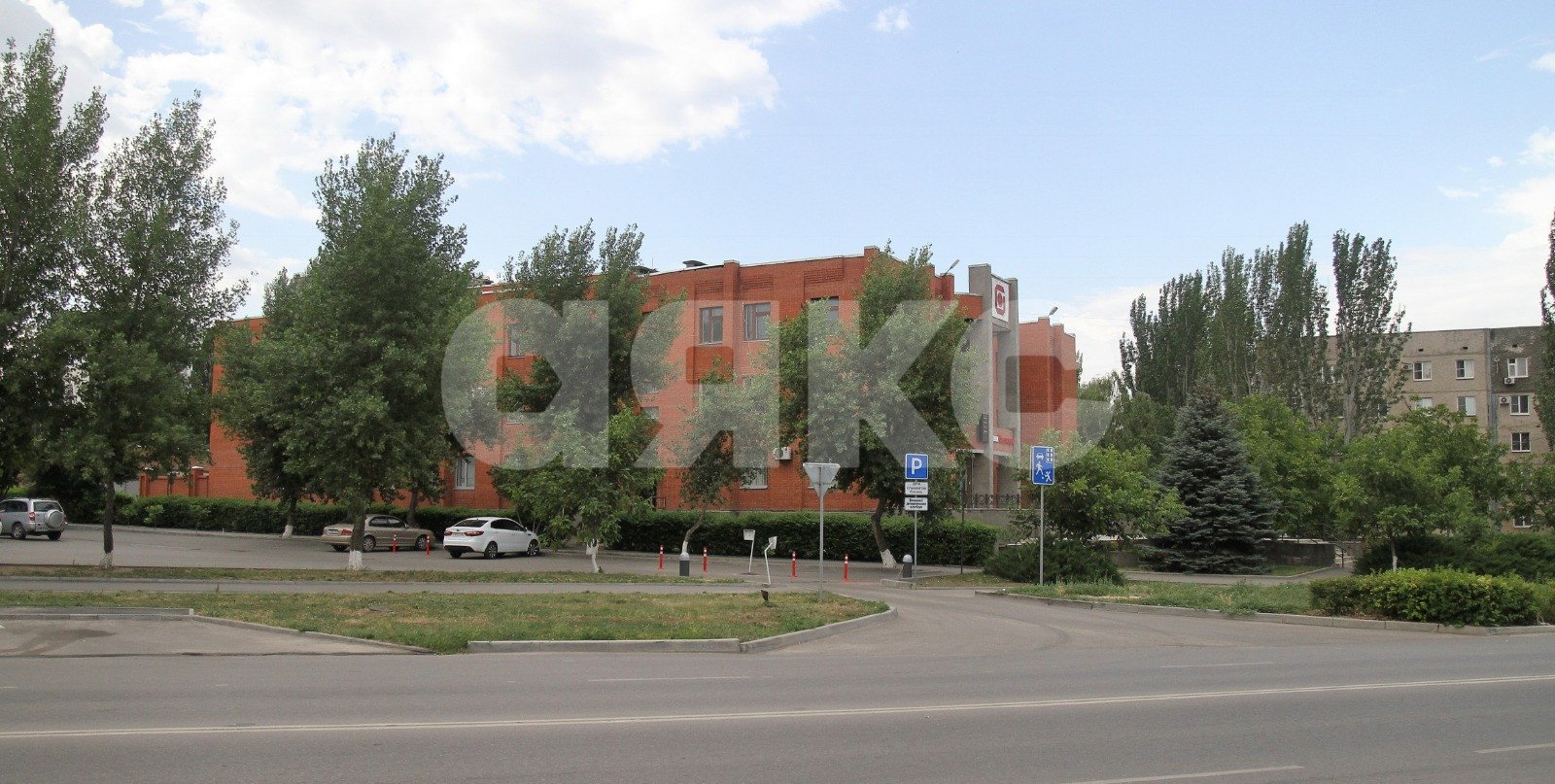 Фото №9: Коммерция 3701 м² - Волгодонск, мкр. квартал В-3, ул. Черникова, 3
