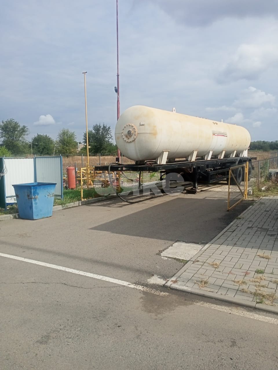 Фото №2: Коммерция 1600 м² - Ростовская область Зерноградский район