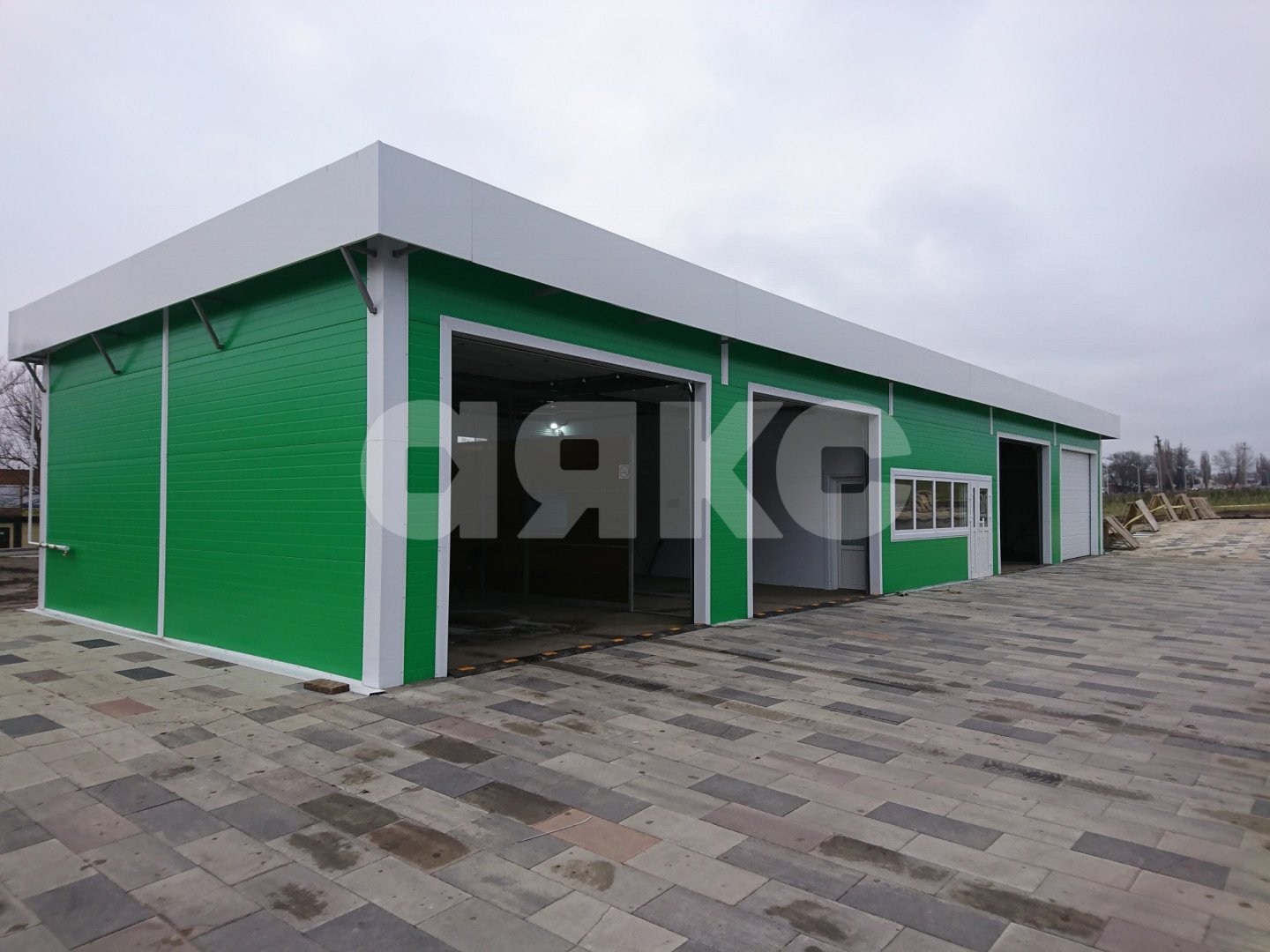 Фото №3: Коммерция 200 м² - Усть-Донецкий, ул. Инженерная, 19Б