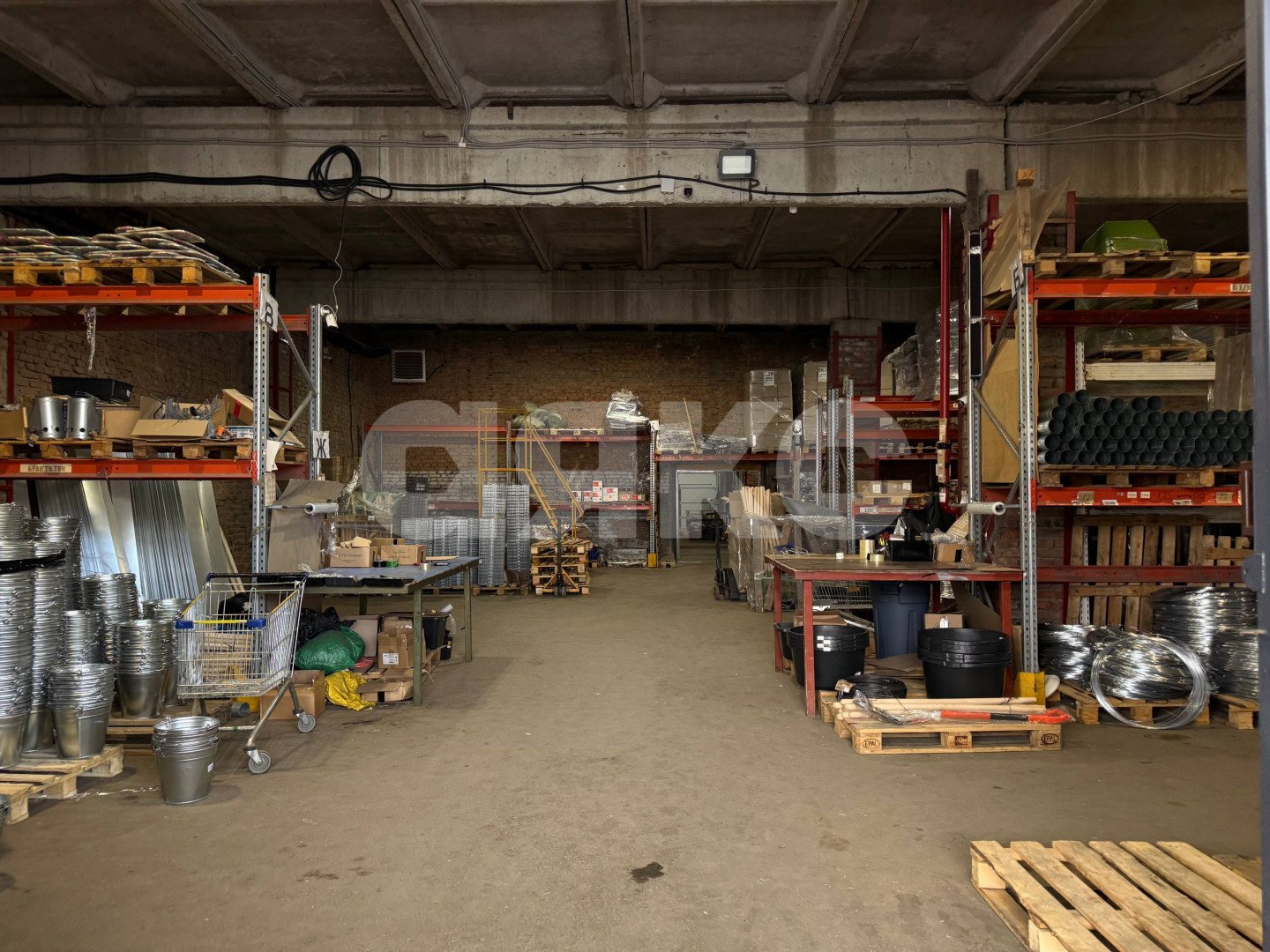 Фото №5: Коммерция 900 м² - Степной, ул. Центральная, 4