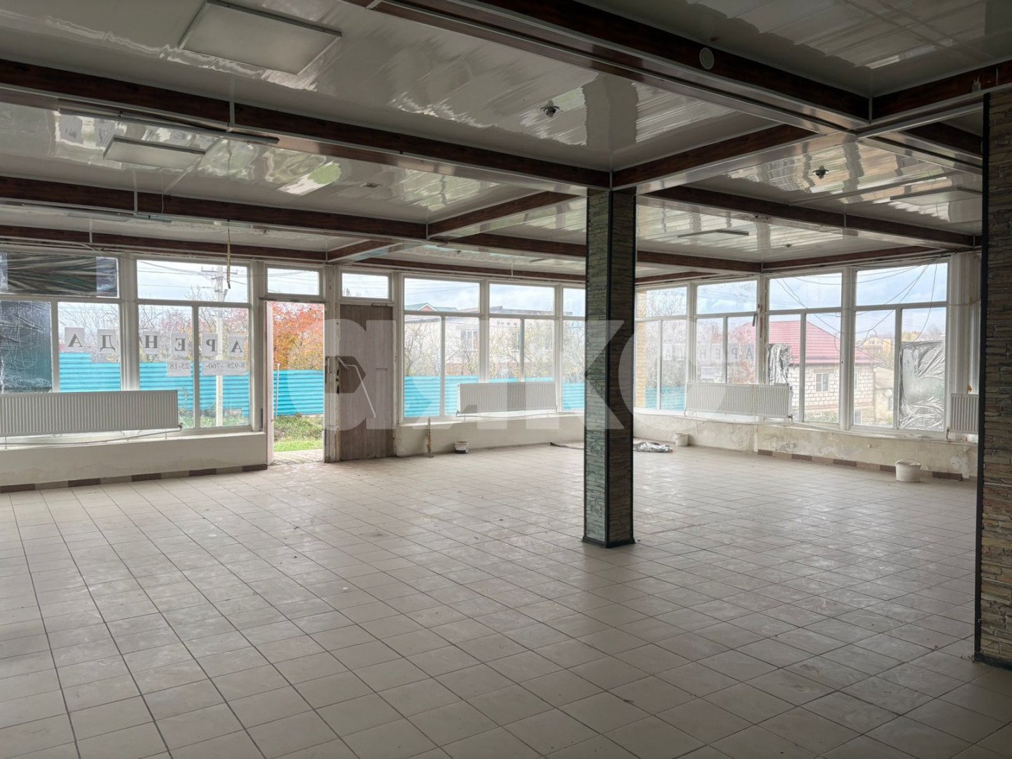 Фото №8: Коммерция 240 м² - Большие Салы, ул. Ленина, 7А