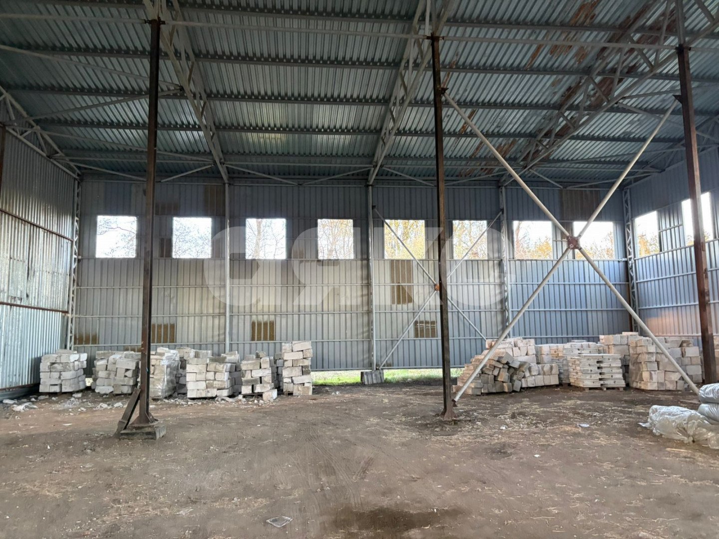 Фото №8: Коммерция 1300 м² - Ленинакан, ул. Дзержинского, 1И