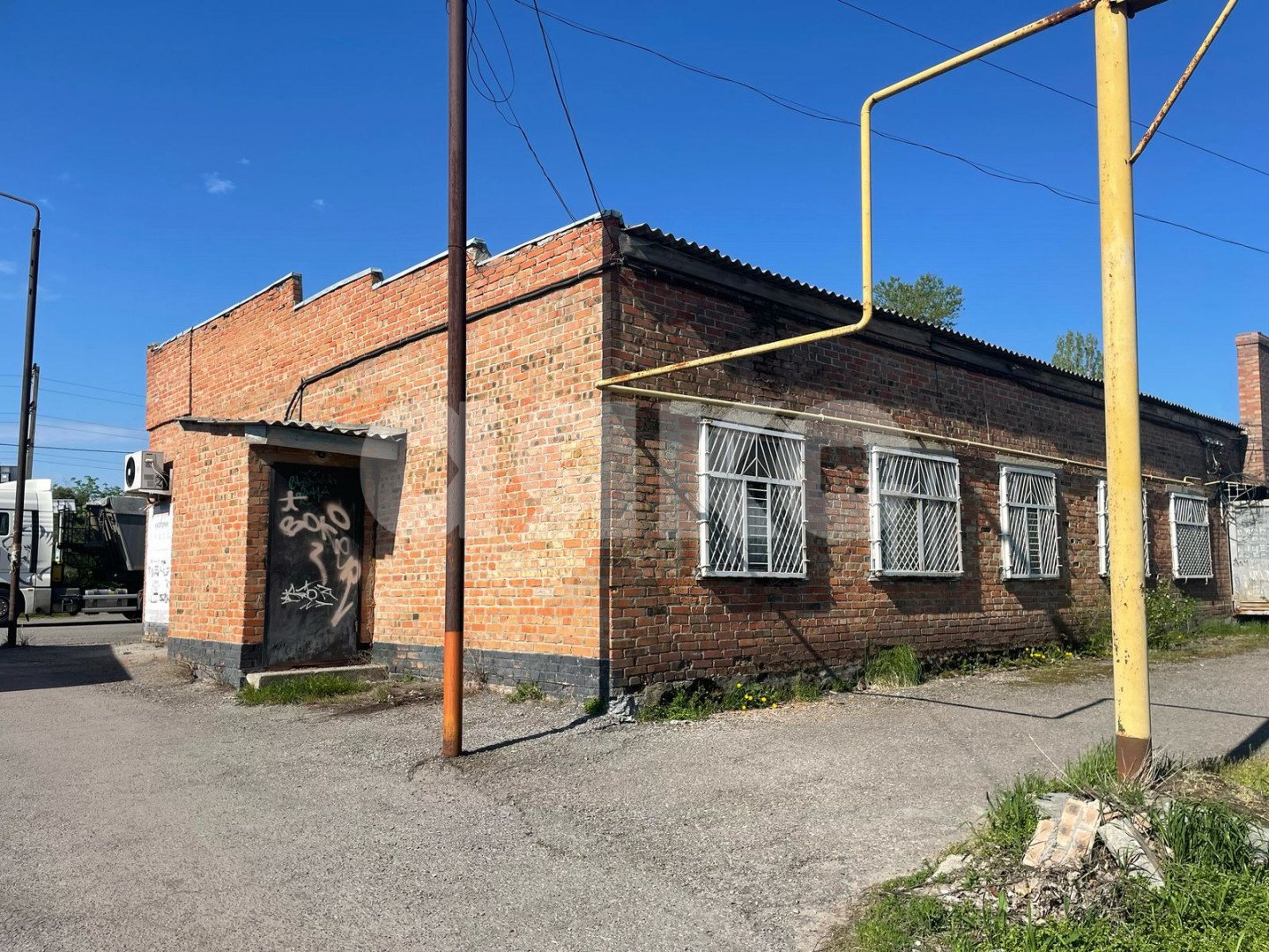 Фото №1: Коммерция 267 м² - Багаевская, ул. Мичурина, 47А