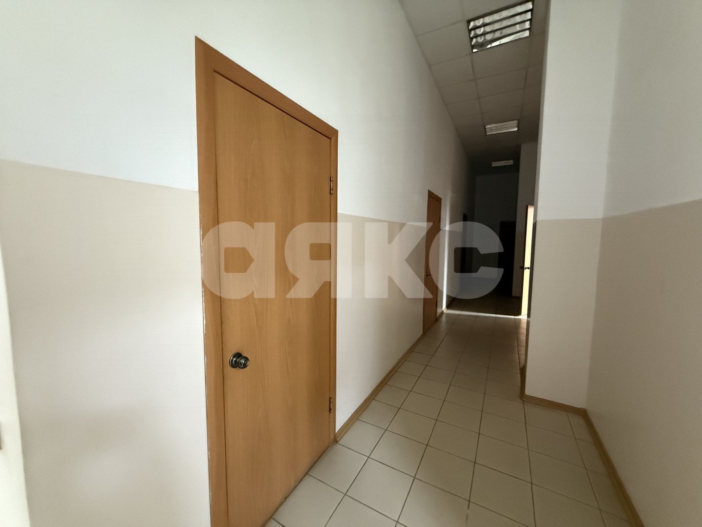 Фото №2: Коммерция 352 м² - Батайск, мкр. Восточный, ул. Шмидта, 9