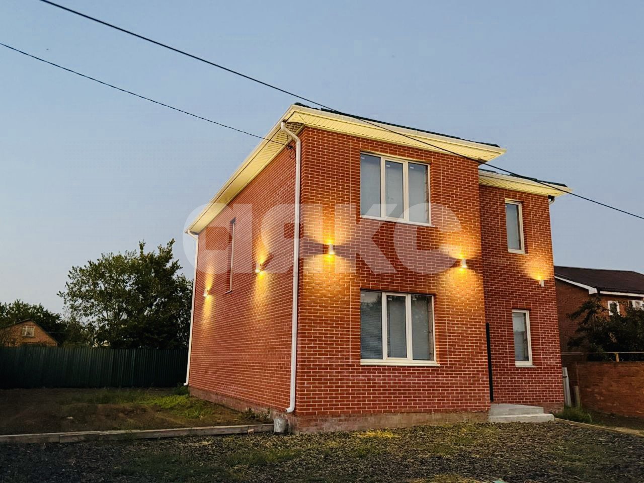 Фото №2: Дом 165 м² + 6 сот. - Донское, ул. 7-я Линия, 123