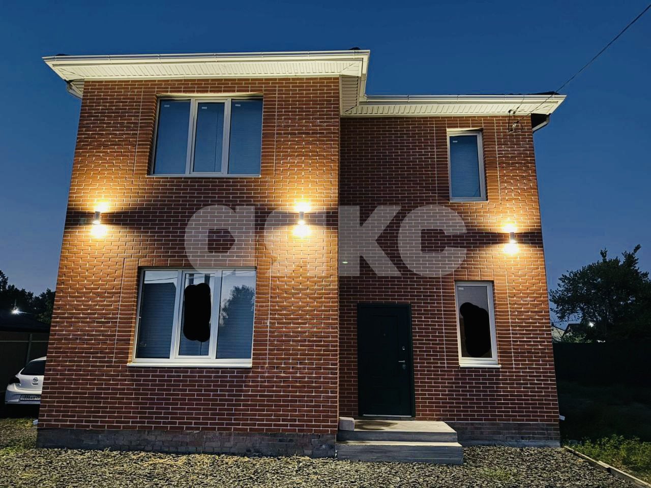 Фото №1: Дом 165 м² + 6 сот. - Донское, ул. 7-я Линия, 123