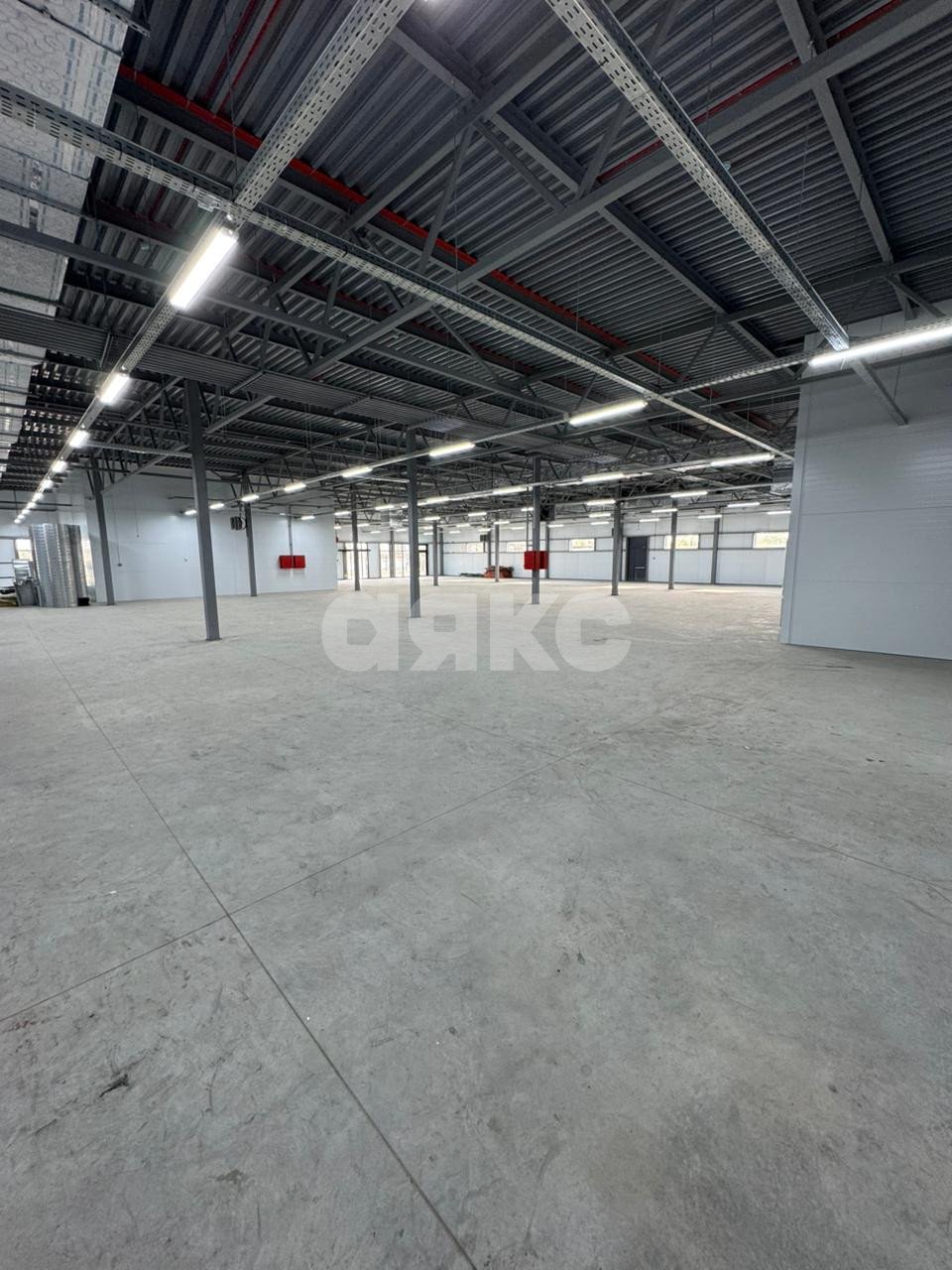 Фото №3: Коммерция 1160 м² - Батайск, ул. Ставропольская, 1