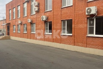 Фото №2: Коммерция 1037 м² - Шахты, п. Артём, ул. Жукова, 9