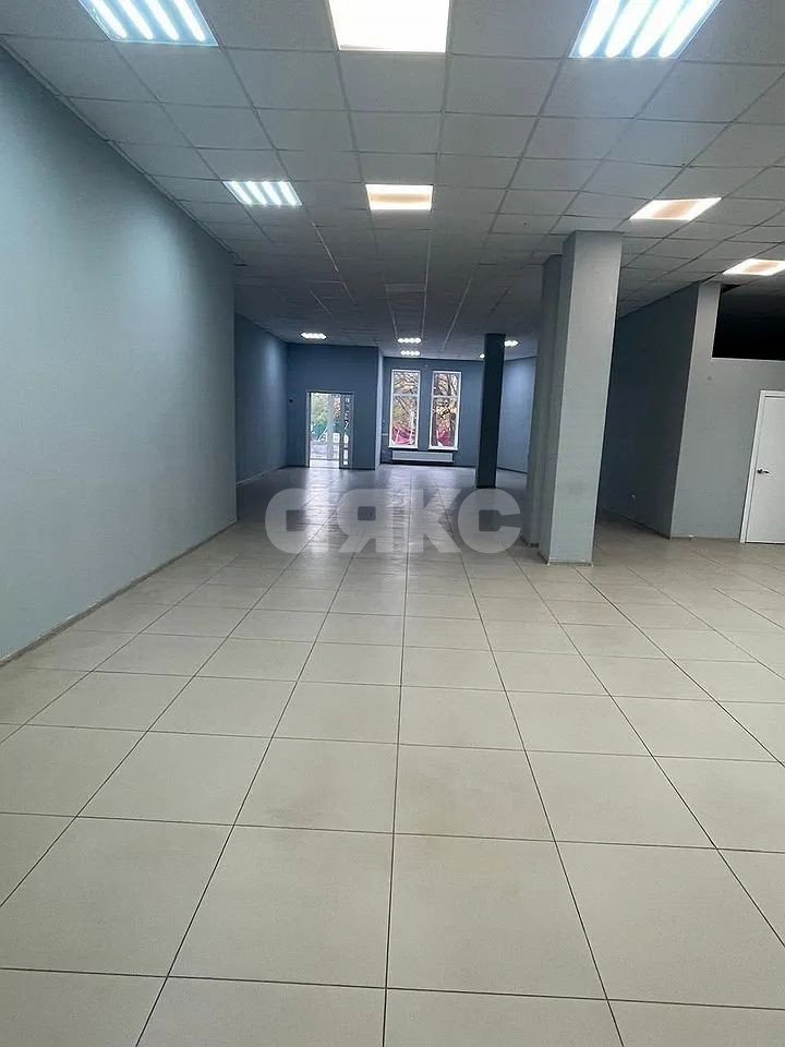 Фото №3: Коммерция 314 м² - Таганрог, р. Центральный, ул. Чехова, 104А