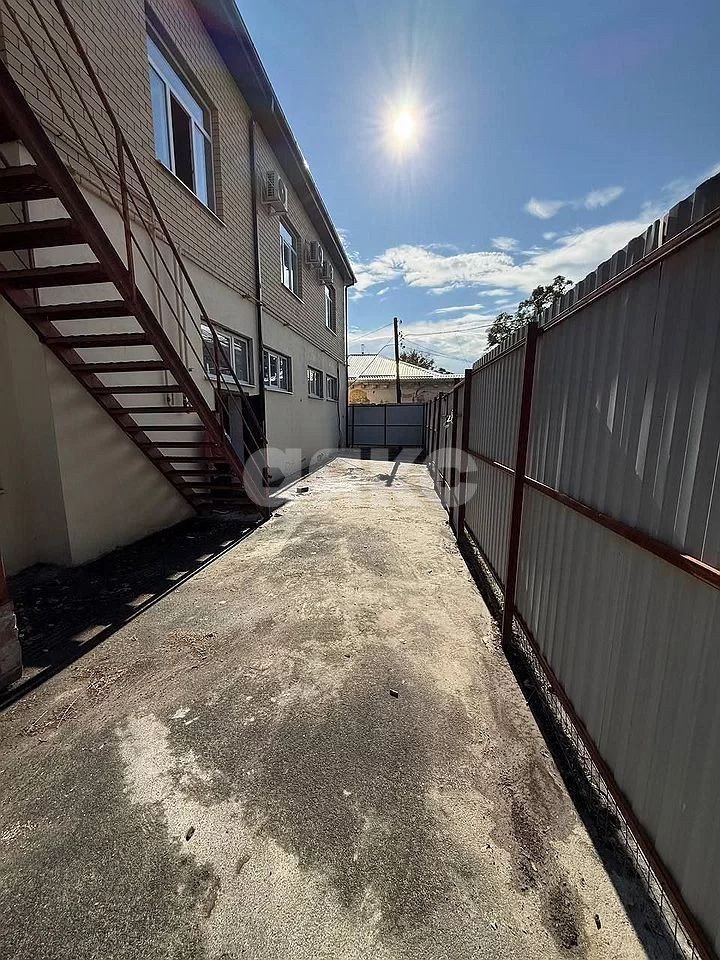 Фото №12: Коммерция 314 м² - Таганрог, р. Центральный, ул. Чехова, 104А