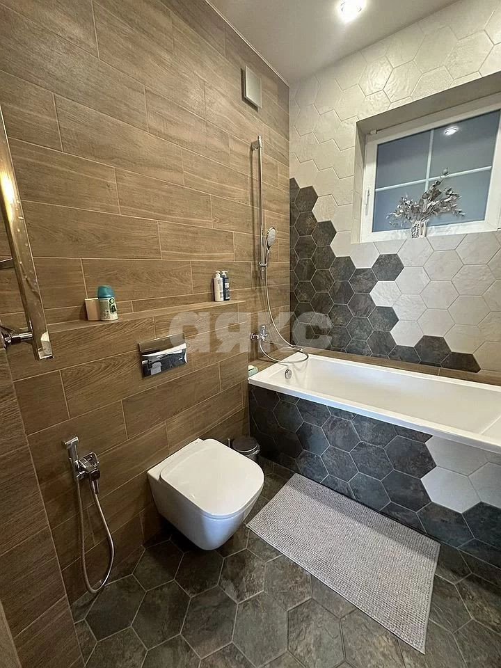 Фото №10: Дом 113 м² + 4.7 сот. - Камышеваха, п. коттеджный  Изумрудный-2, ул. Дорритовая