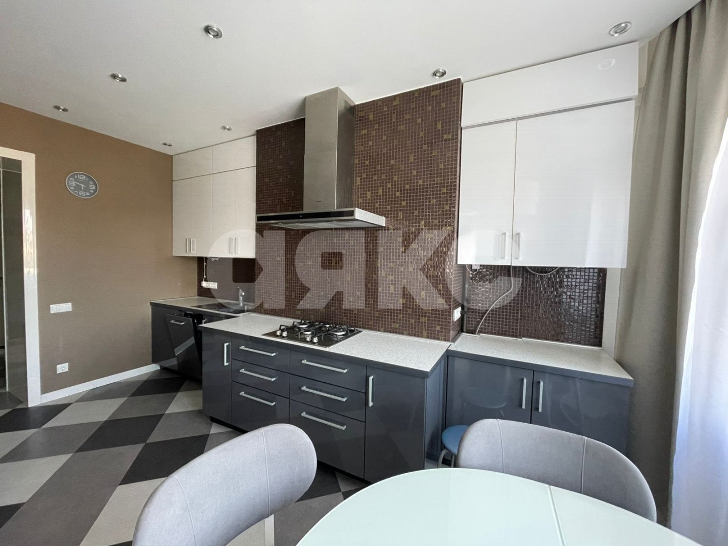 Фото №6: 2-комнатная квартира 86 м² - Ростов-на-Дону, р. Кировский, ул. Филимоновская, 255