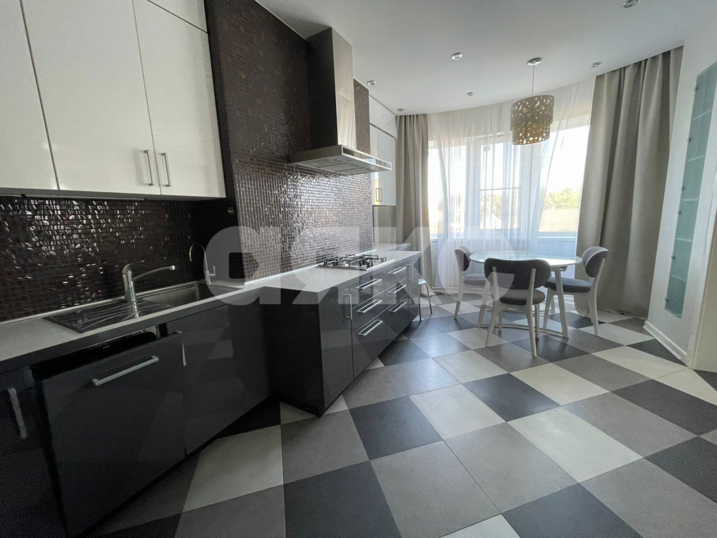 Фото №5: 2-комнатная квартира 86 м² - Ростов-на-Дону, р. Кировский, ул. Филимоновская, 255